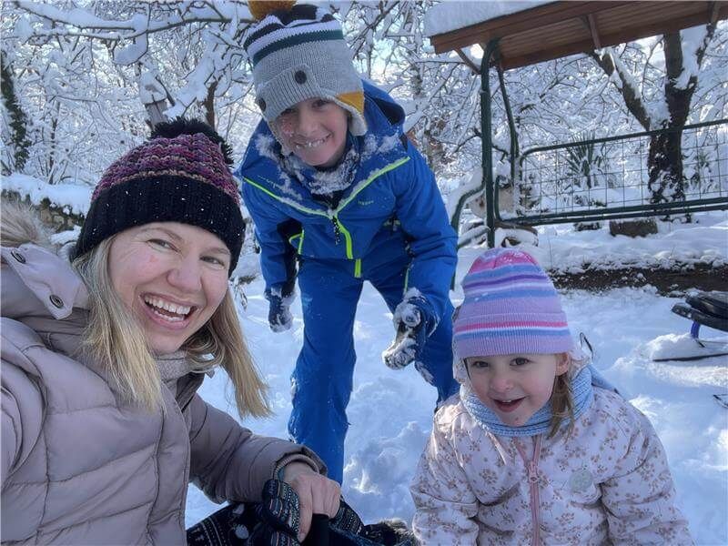 Vicky and kids